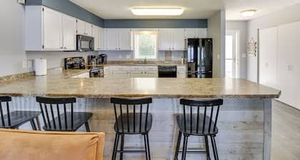 Marina Access & Lake Views: Family Gem in Onamia