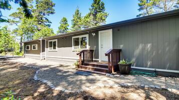 平房 (3 Bedrooms) | 住宿內部