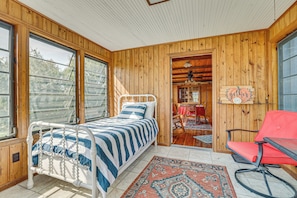 House (2 Bedrooms) | Interior - Near Mississippi River! Countryside Family Retreat (Eastman)
