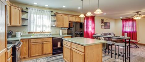 House (1 Bedroom) | Interior