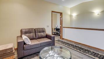 House (1 Bedroom) | Interior