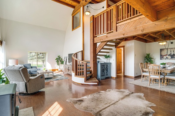 House (3 Bedrooms) | Interior