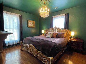 4 Schlafzimmer, Schreibtisch, Bügeleisen/Bügelbrett, kostenloses WLAN