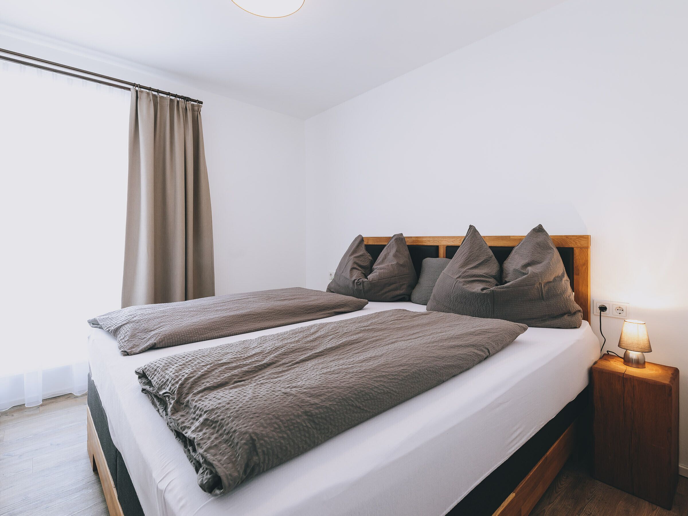 1 Schlafzimmer, Reisekinderbett, kostenloses WLAN, Bettwäsche