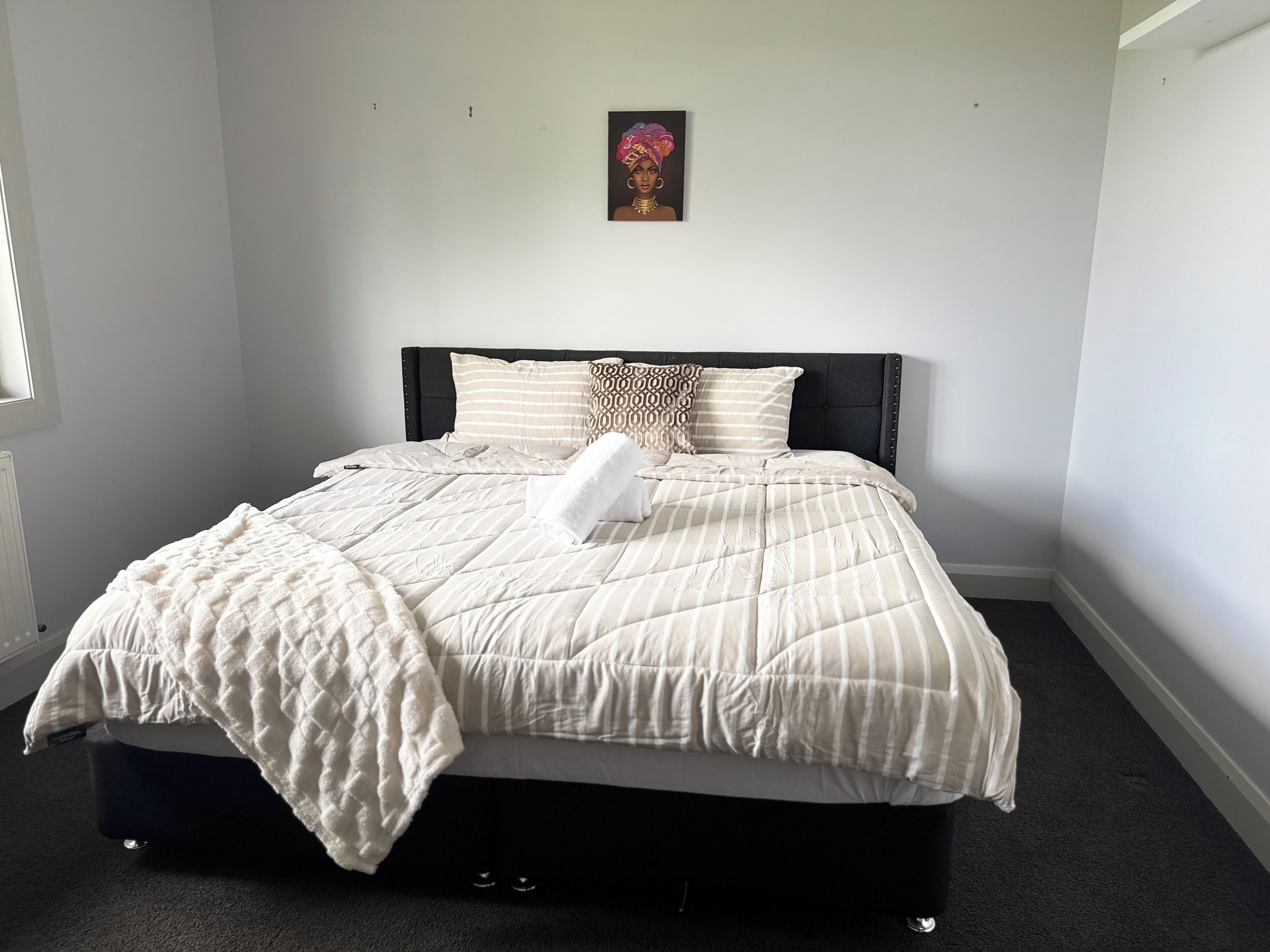 5 bedrooms, iron/ironing board, free WiFi, bed sheets