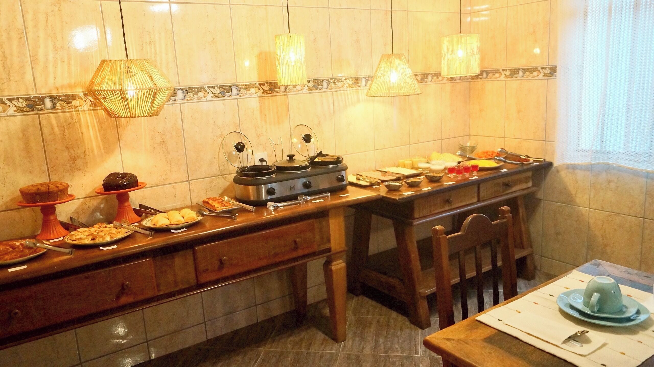 Desayuno bufé gratuito y diario