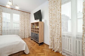 2 bedrooms, iron/ironing board, travel crib, WiFi - Chodkiewicza 1 Rzeszów | Traditional Apartment with Two Bedrooms Close to the Park, River and Market (Rzeszów)