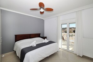 Two Bedroom Apartment with Sea View | Wi-fi (inkludert) og sengetøy