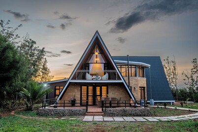 Katrina's Safari Cabin 4BR Nanyuki