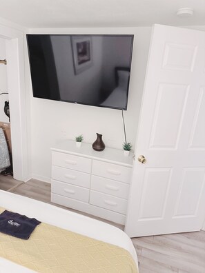 2 間睡房、熨斗/熨衫板、Wi-Fi、床單