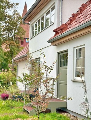 تفاصيل الفندق من الخارج