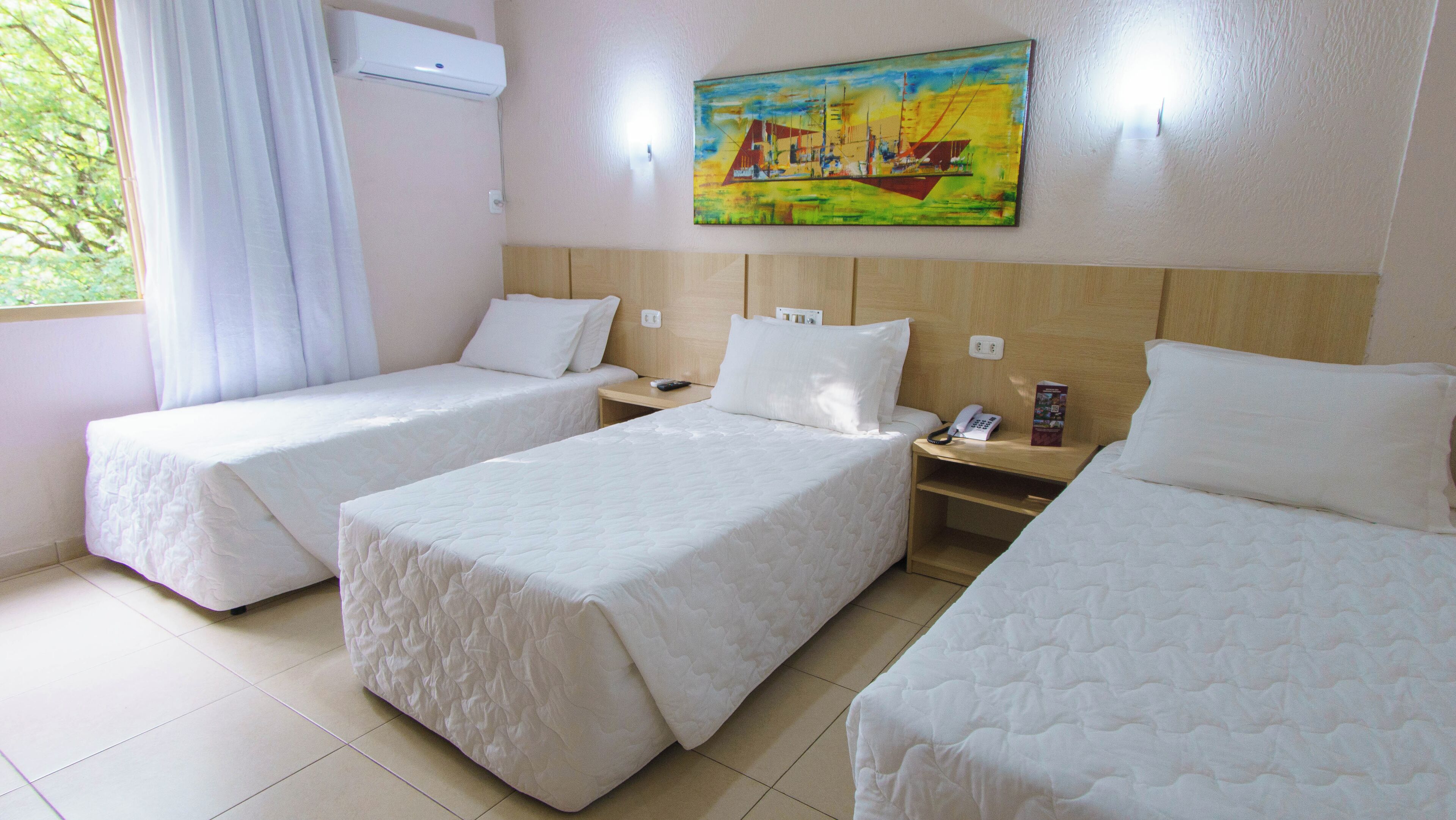 1 quarto, Wi-Fi de cortesia, roupa de cama