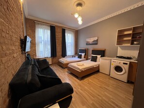 Standard-Zweibettzimmer | Schreibtisch, kostenloses WLAN