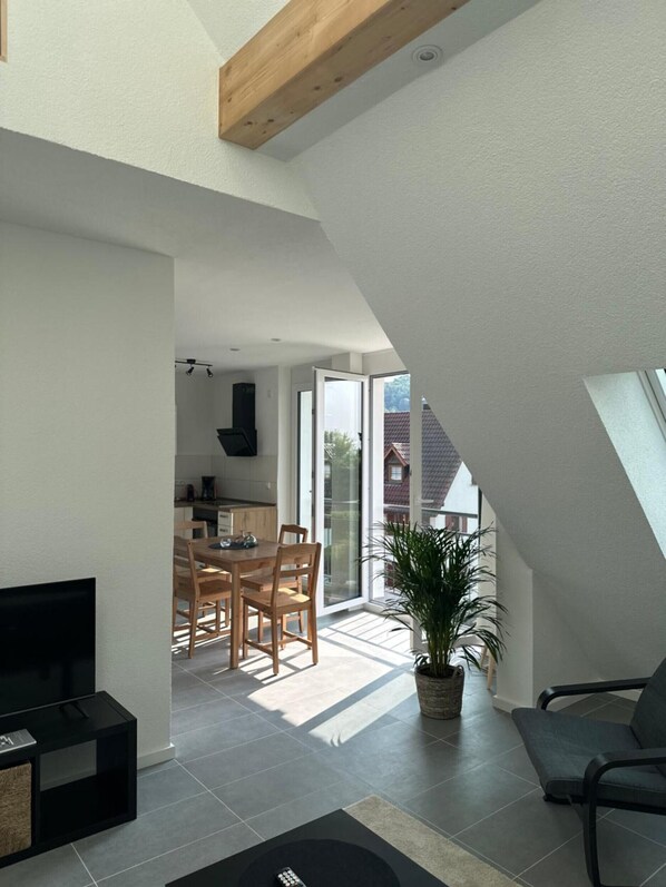 Interior - Apartment 'Ferienwohnung Seescheune' with Lake View and Wi-Fi (Bodman-Ludwigshafen)