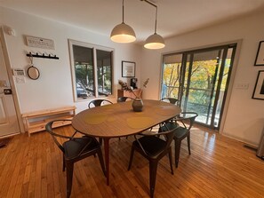 Dining - The Nest | NEW Treetop Retreat Waynesville (Waynesville)