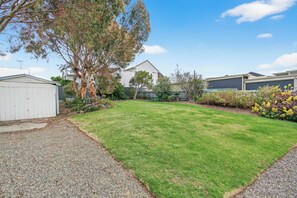 Property grounds - 5 Rosetta Place, Hayborough (Hayborough)