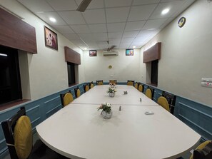 Meeting facility - Red Rock Hotel & Restaurant (Bap)