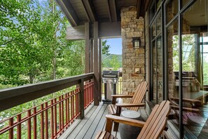 Leilighet, 3 soverom | Terrasse/patio