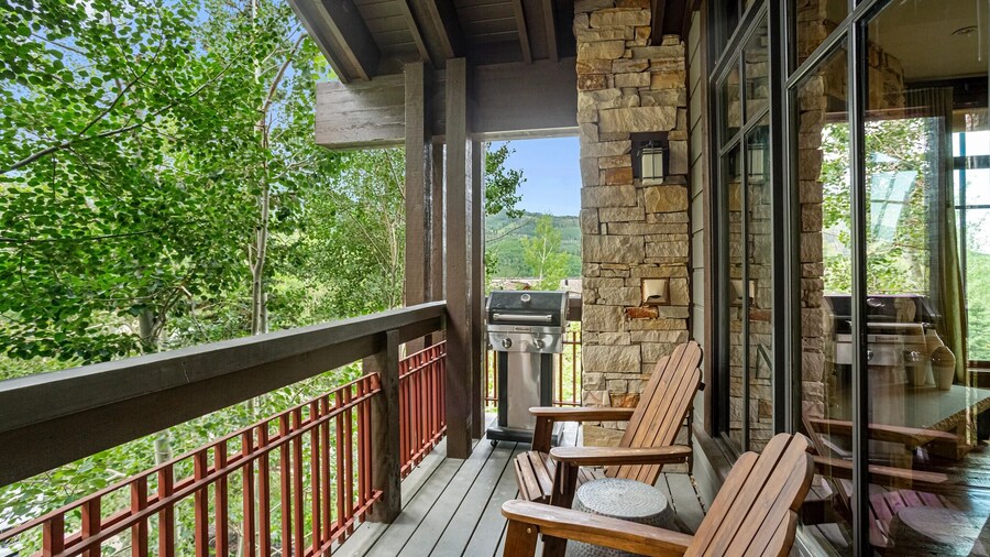 Arrowleaf Lodge at Deer Valley Resort - Three Bedroom Residence #203 3 Condo