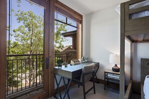 Condo, 2 Bedrooms | 2 bedrooms, iron/ironing board, free WiFi