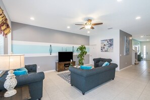 Hus, flere soverom | Oppholdsområde | Smart-TV og strømmetjenester