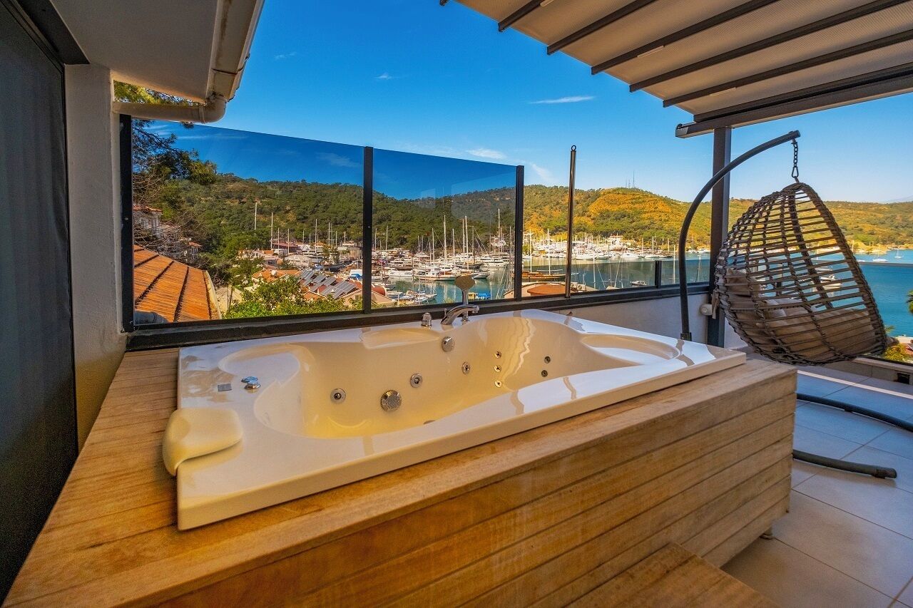 Suite romántica, 1 cama Queen size, vista al mar | Terraza o patio