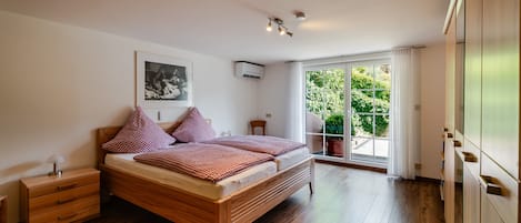 1 habitación, wifi y ropa de cama
