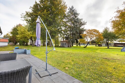 Apartment 'Helga's Horizon' with Private Terrace, Wi-Fi and Hot Tub