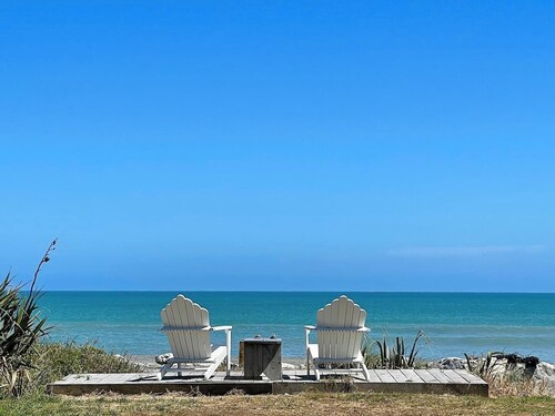 This house is a 3 bedroom(s), 1 bathrooms, located in Hokitika, West Coast.