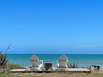 This house is a 3 bedroom(s), 1 bathrooms, located in Hokitika, West Coast.