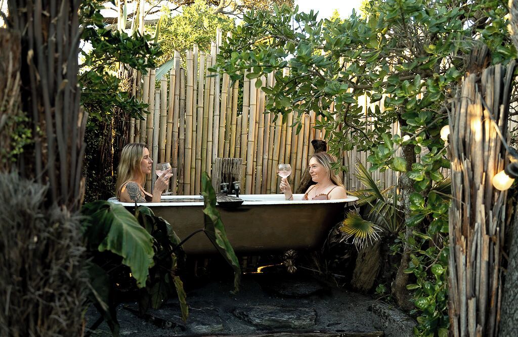 Outdoor spa tub
