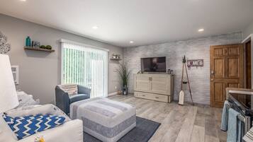 Suite ejecutiva | Tabla de planchar con plancha y wifi gratis