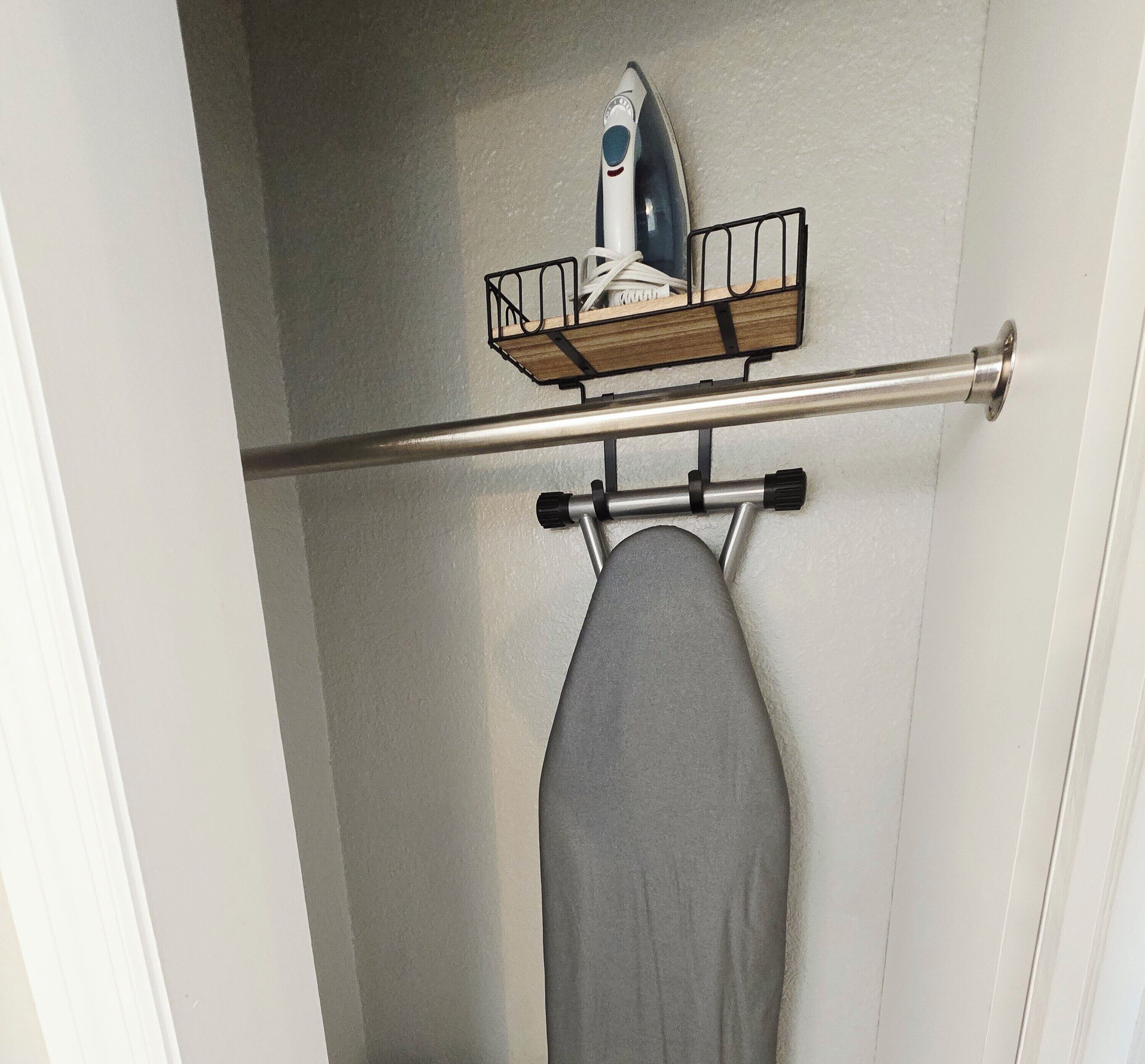 Iron/ironing board, free WiFi