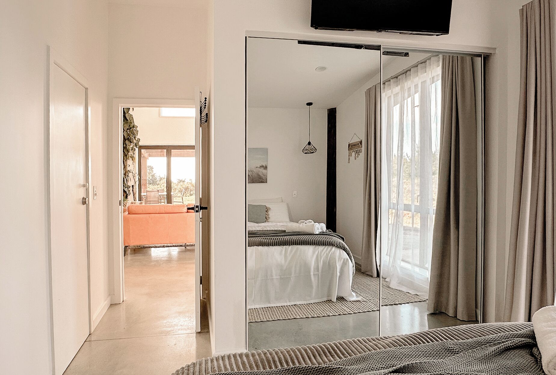 2 soverom, strykejern/-brett, wi-fi (inkludert) og sengetøy