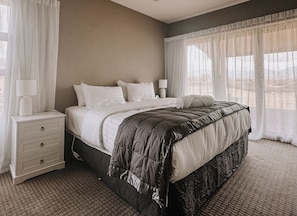 3 chambres, Wi-Fi gratuit, draps fournis