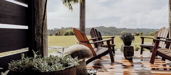 The Black Barn - Panoramic, Private & Luxury