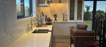 This house is a 3 bedroom(s), 3 bathrooms, located in Marsden, West Coast Region.