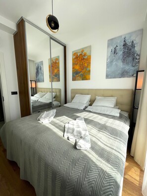 2 soverom, strykejern/-brett, wi-fi og sengetøy