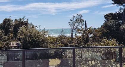 The Sundowner Beach Club