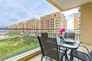 Apartment, 3 Bedrooms, Kitchen, City View | Balcony