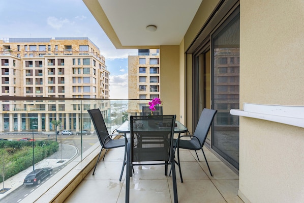 Apartamento, 3 quartos, cozinha, vista para a cidade | Vista para a cidade