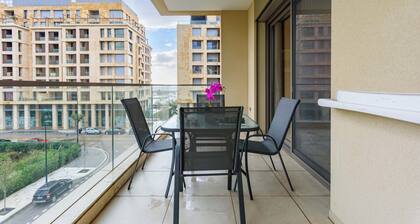 Viva 3-BR Apt in Waterfront Dbayeh