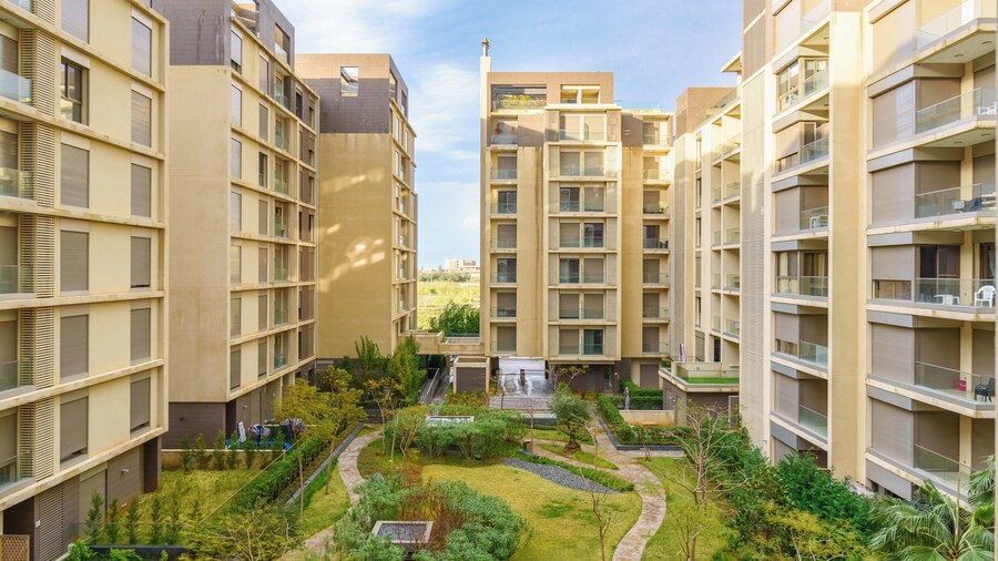 Viva 3-BR Apt in Waterfront Dbayeh