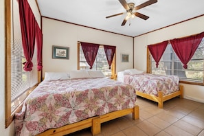 6 bedrooms, free WiFi