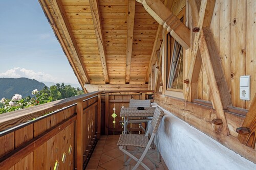 Apartment 'Neu-Schötzerhof Sommerwiese' with Mountain View, Shared Garden and Wi-Fi