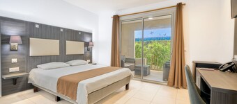 Hôtel Domaine du Lac Bleu