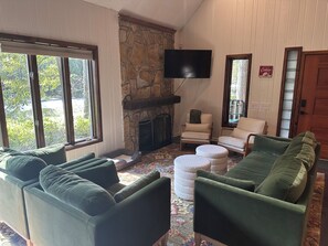 تلفزيون، مدفأة