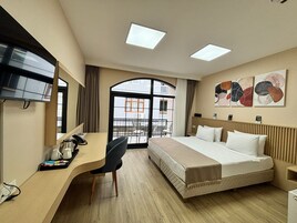 Quarto casal standard, vista para a cidade | Vista do quarto
