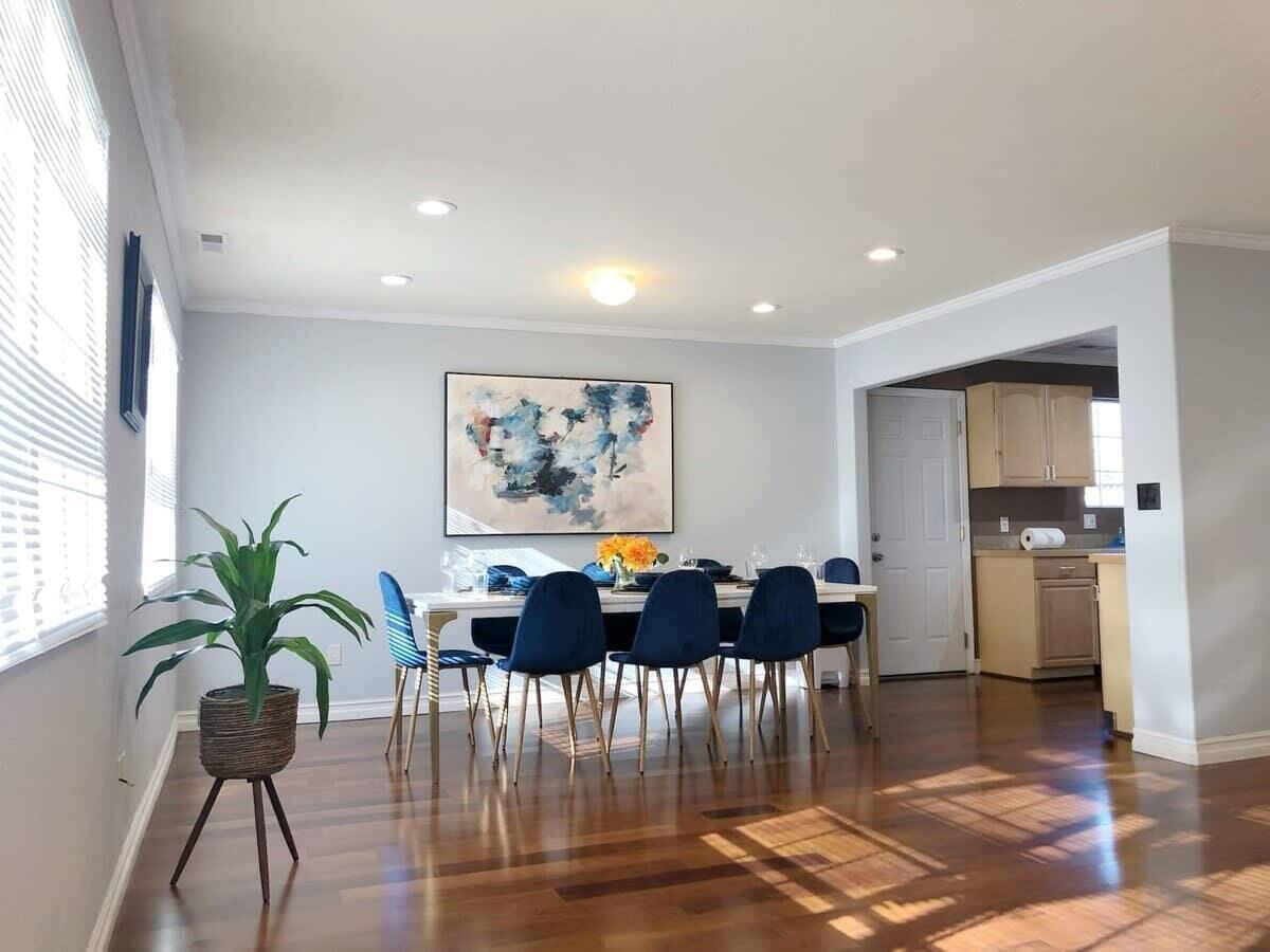 House (2 Bedrooms) | In-room dining