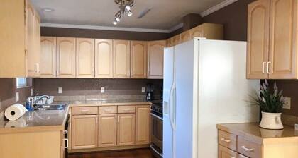 @ Marbella Lane - Elegant Home in SJ